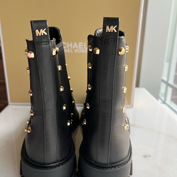 MICHAEL Michael Kors Black Leather Chelsea Boots with Gold Studs - Picture 3 of 6